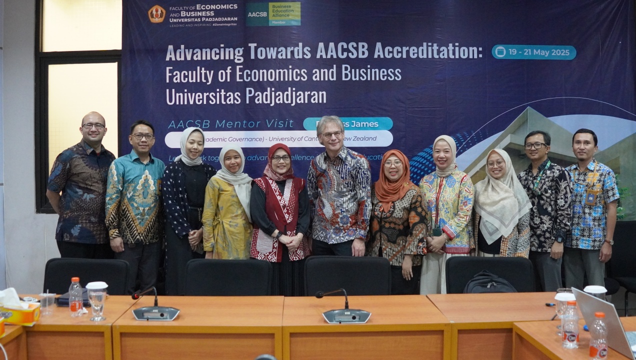 FEB UNPAD Takes a Strategic Step Towards AACSB Accreditation with Visit from AACSB Mentor
